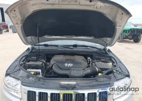 2013 Jeep Grand Cherokee Laredo z USA, uszkodzony, nr VIN 1C4RJEAG3DC601680